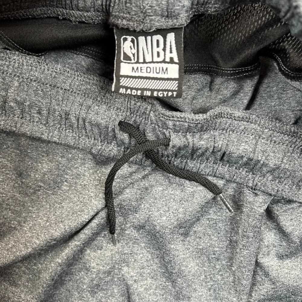 NBA Basketball Shorts Mens Medium Gray Heathered Athletic Mesh Trim Drawstring